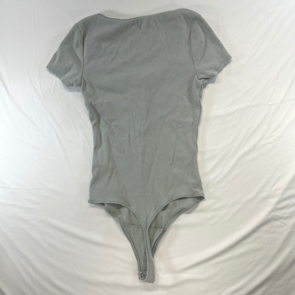 Abercrombie Clean Girl Henley Ribbed Bodysuit S Coquette Sage Green Soft Casual - Picture 6 of 8
